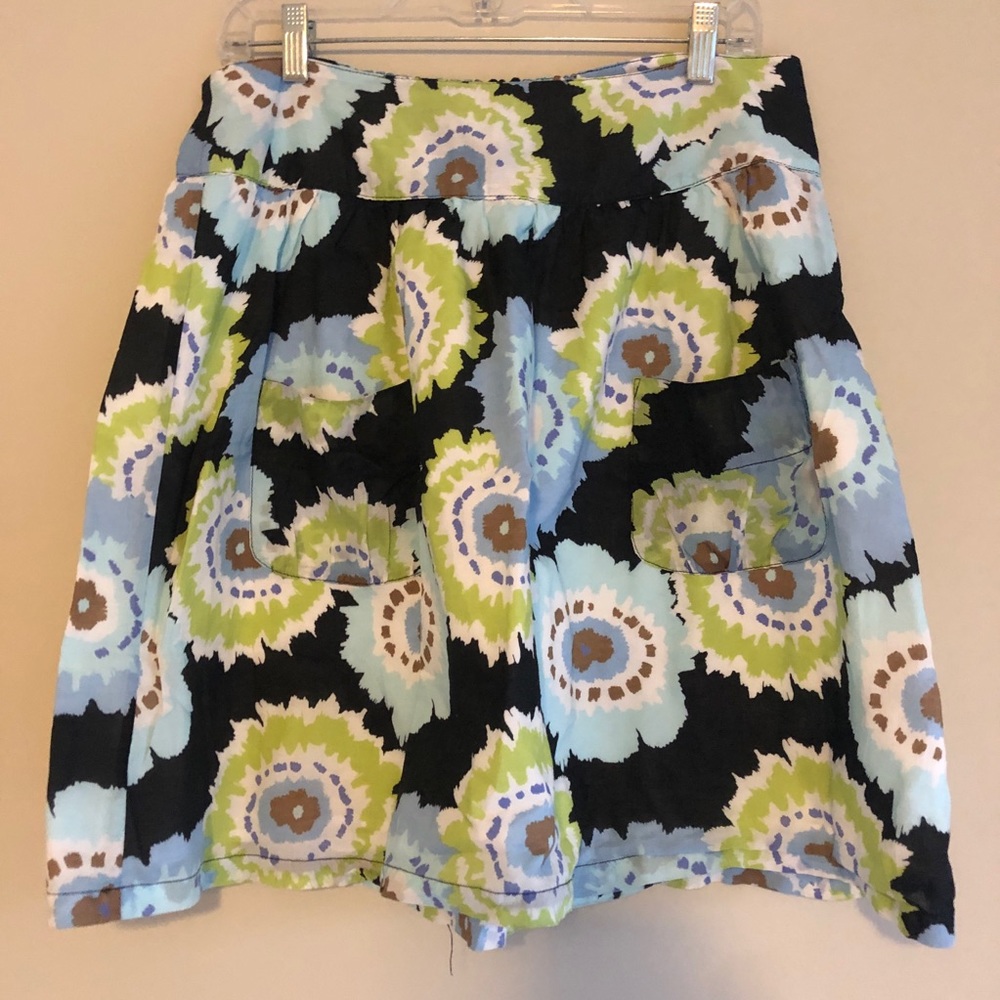 black, blue, green floral circle skirt size L